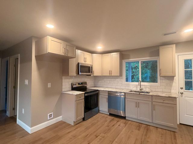 839 HARTMAN AVE, Temple, PA 19560