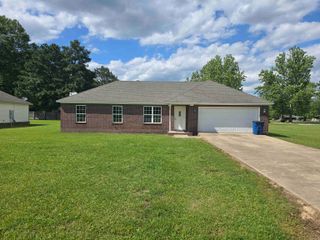102 Mahoney Drive, Beebe, AR 72012