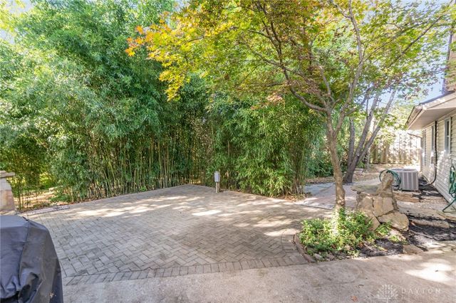 597 Deerfield Road, Lebanon, OH 45036