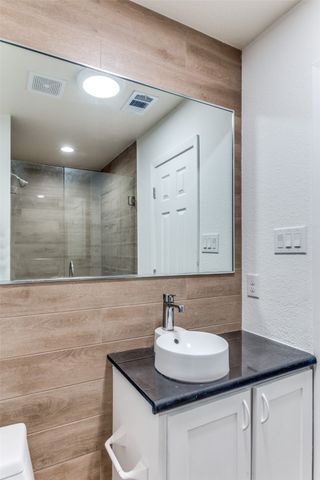 5828 Westhaven Drive, Fort Worth, TX 76132