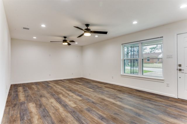 5828 Westhaven Drive, Fort Worth, TX 76132