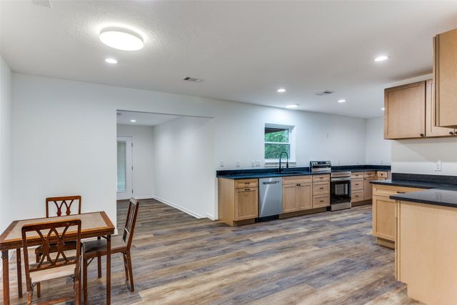 5828 Westhaven Drive, Fort Worth, TX 76132