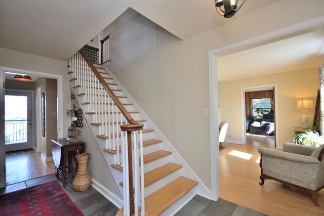 306 Highland AVENUE, Hartford, WI 53027