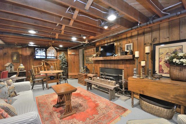 306 Highland AVENUE, Hartford, WI 53027