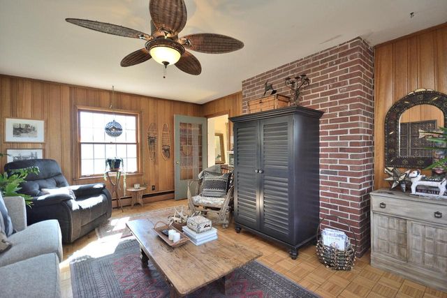 306 Highland AVENUE, Hartford, WI 53027