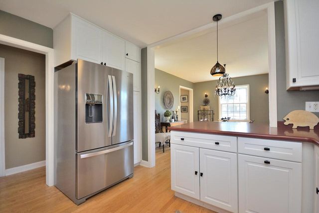 306 Highland AVENUE, Hartford, WI 53027