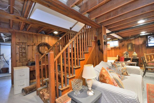 306 Highland AVENUE, Hartford, WI 53027