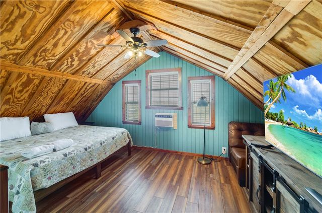 1338 Ross Ave, Port Aransas, TX 78373