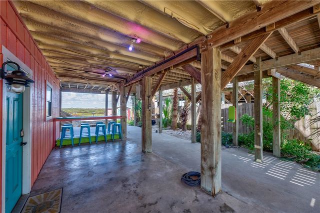 1338 Ross Ave, Port Aransas, TX 78373