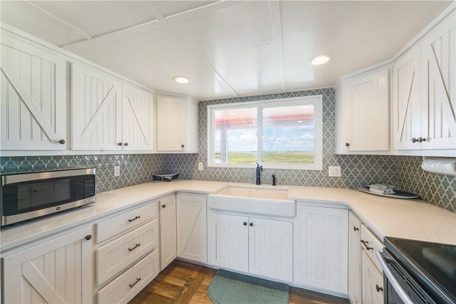 1338 Ross Ave, Port Aransas, TX 78373