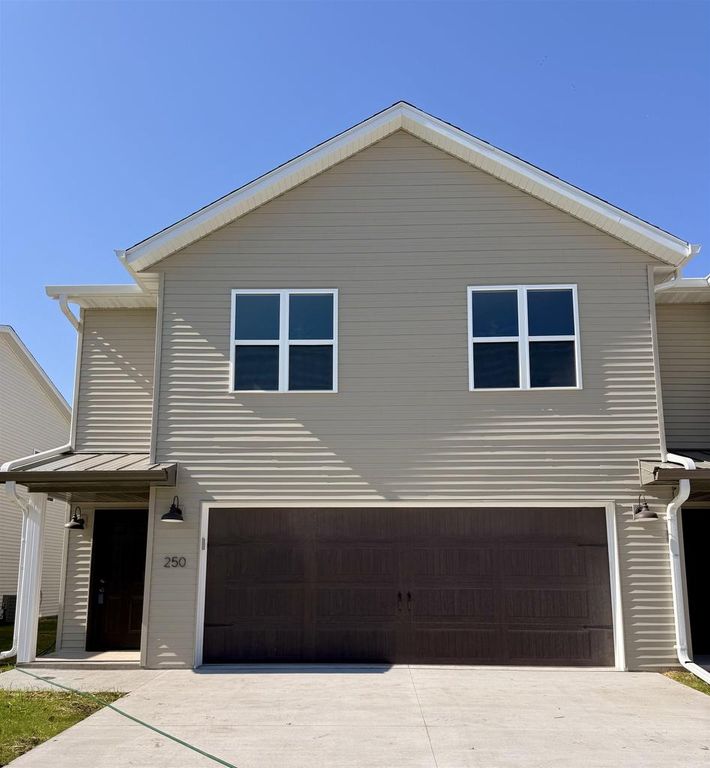 250 N BELL STREET, Fond Du Lac, WI 54935