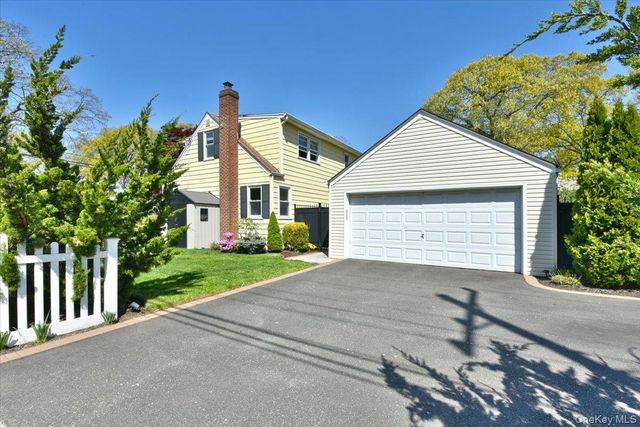 2115 Jefferson Street, Merrick, NY 11566