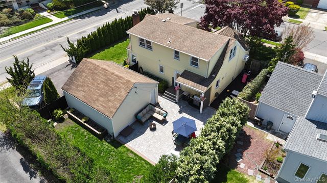2115 Jefferson Street, Merrick, NY 11566