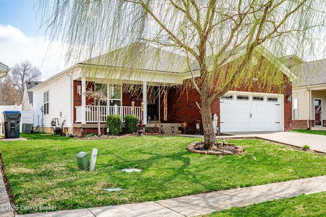 7803 Hepatica Dr, Louisville, KY 40258