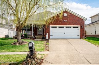 7803 Hepatica Dr, Louisville, KY 40258