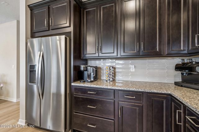 517 CONTINUUM Loop, Yulee, FL 32097