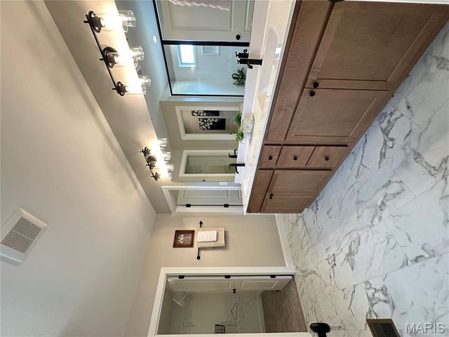 4947 Butler Hill Road, St Louis, MO 63128