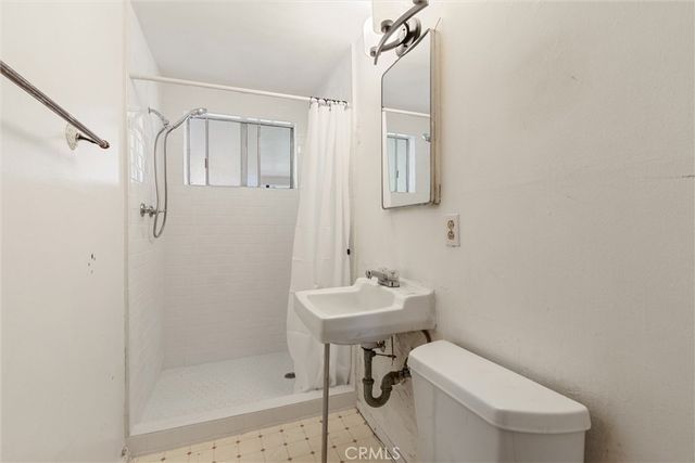 12918 Pinney, Pacoima, CA 91331