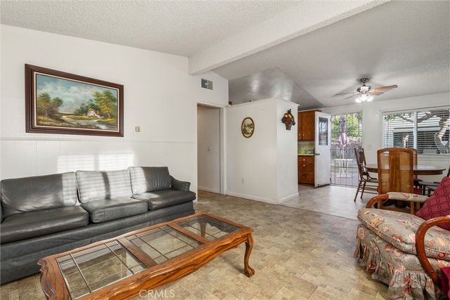 12918 Pinney, Pacoima, CA 91331