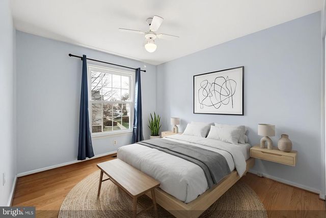 4534 SHOAL CREEK CT, Alexandria, VA 22312