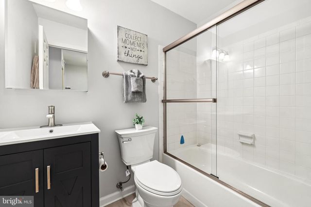 4534 SHOAL CREEK CT, Alexandria, VA 22312