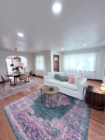 523 N Clay Avenue, Ferguson, MO 63135