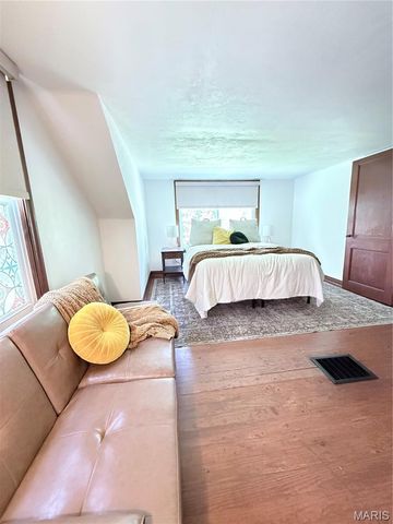 523 N Clay Avenue, Ferguson, MO 63135