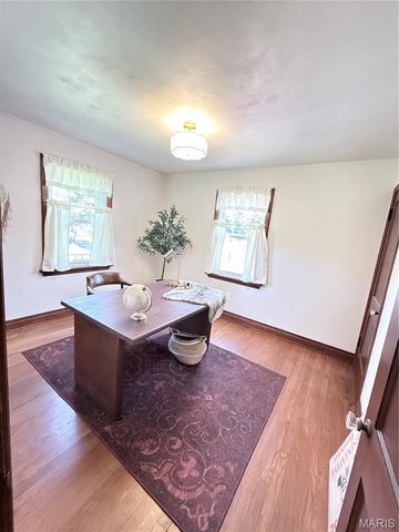523 N Clay Avenue, Ferguson, MO 63135
