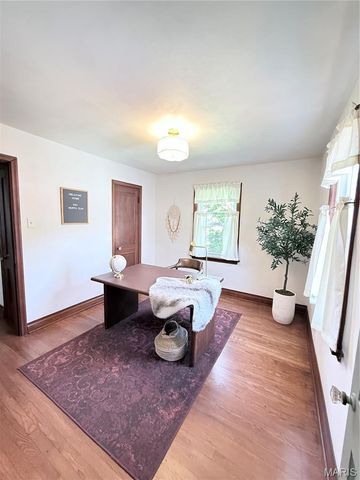 523 N Clay Avenue, Ferguson, MO 63135
