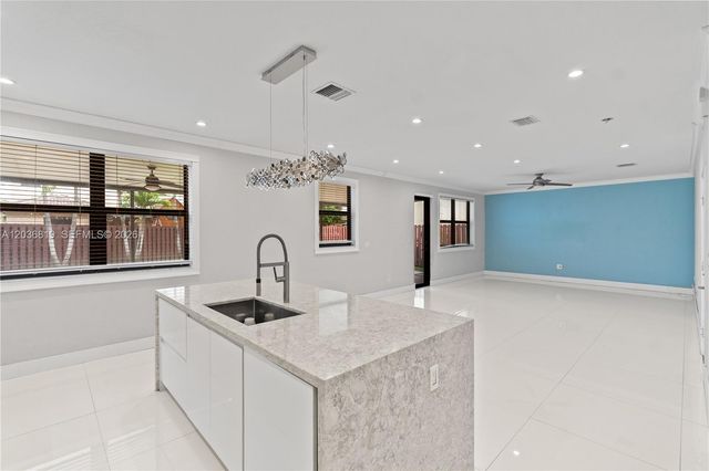 11606 SW 234th St, Homestead, FL 33032
