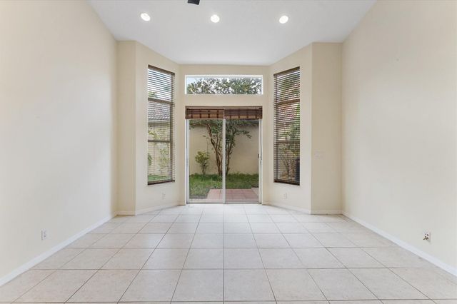 5728 NW 122nd Way, Coral Springs, FL 33076