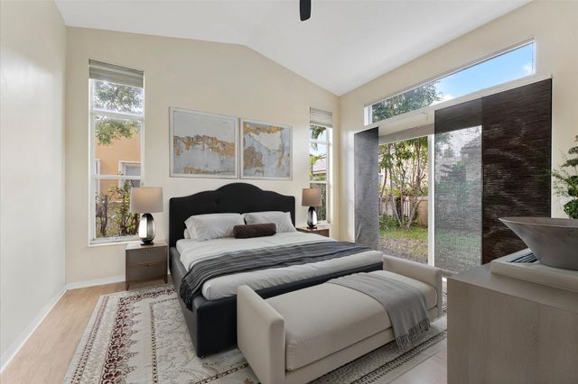 5728 NW 122nd Way, Coral Springs, FL 33076