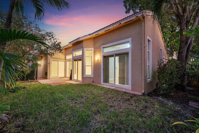 5728 NW 122nd Way, Coral Springs, FL 33076