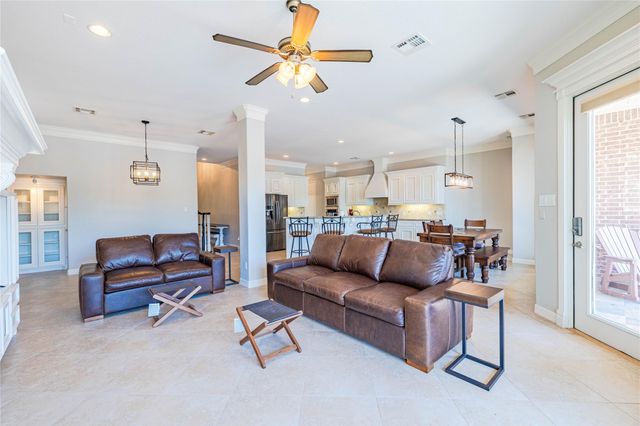 6883 Kingston Cove Lane, Willis, TX 77318