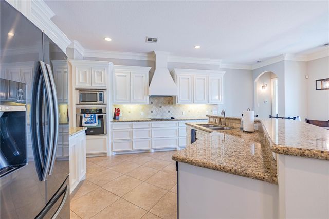 6883 Kingston Cove Lane, Willis, TX 77318