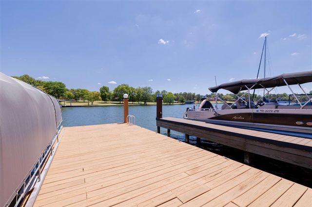 6883 Kingston Cove Lane, Willis, TX 77318