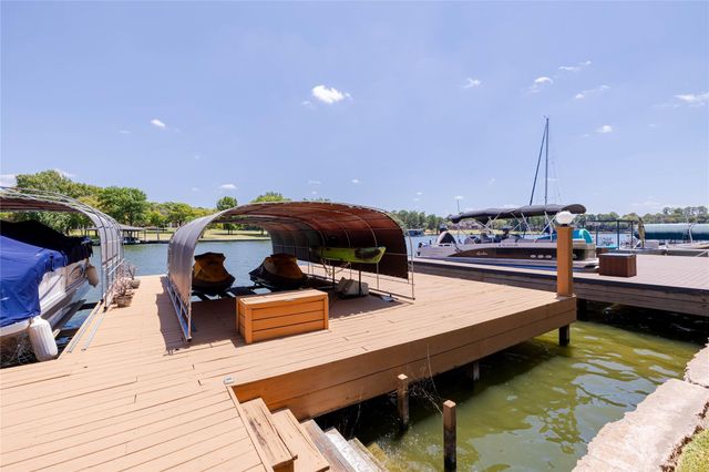 6883 Kingston Cove Lane, Willis, TX 77318