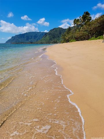 53-837 Kamehameha Highway, Hauula, HI 96717