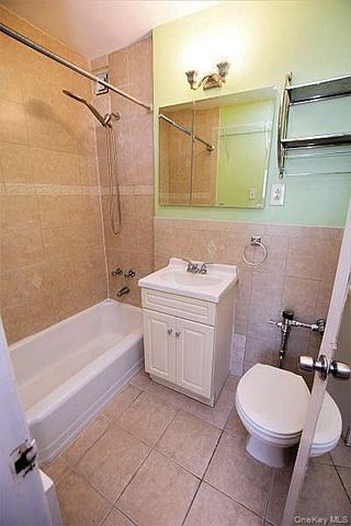 34-43 60th Street 6K, Woodside, NY 11377