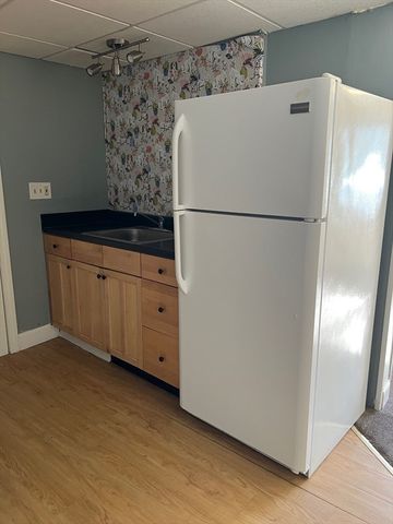 50 Ruggles Street 1, Franklin, MA 02038