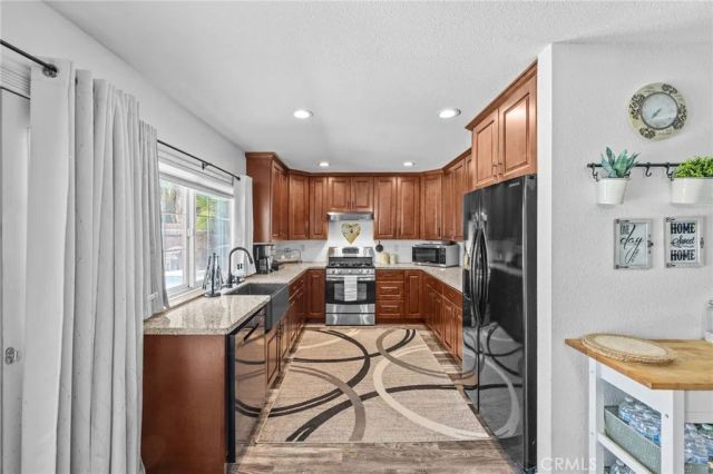 2752 Litchfield Drive, Riverside, CA 92503