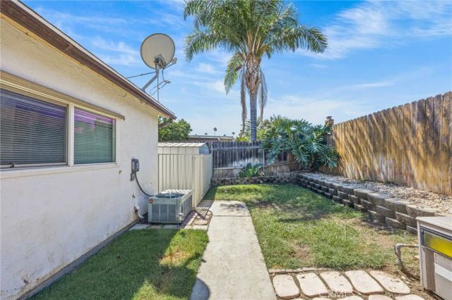 2752 Litchfield Drive, Riverside, CA 92503