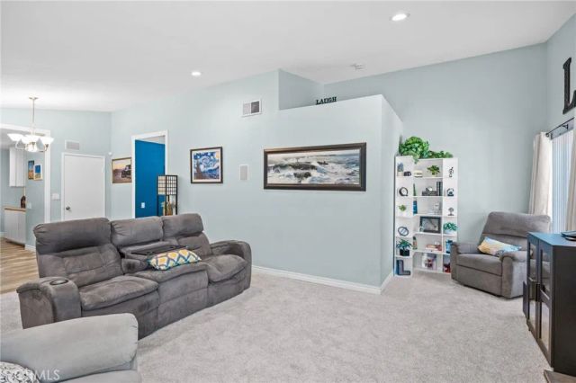 2752 Litchfield Drive, Riverside, CA 92503