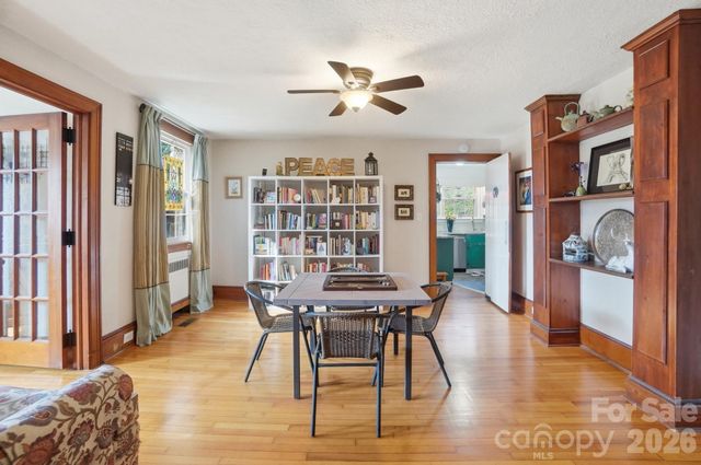 501 W Maryland Avenue, Bessemer City, NC 28016