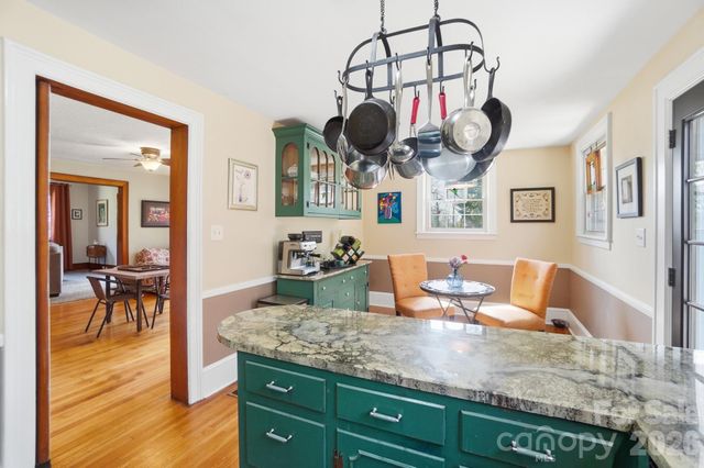 501 W Maryland Avenue, Bessemer City, NC 28016