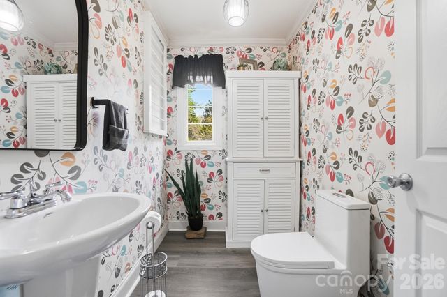 501 W Maryland Avenue, Bessemer City, NC 28016