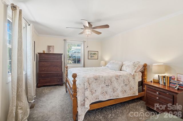 501 W Maryland Avenue, Bessemer City, NC 28016