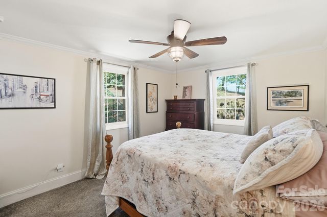 501 W Maryland Avenue, Bessemer City, NC 28016