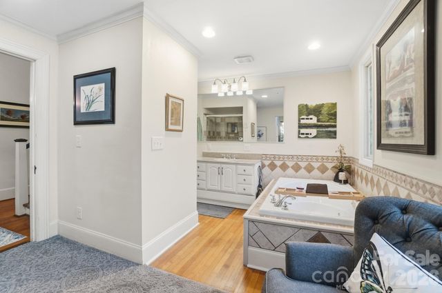 501 W Maryland Avenue, Bessemer City, NC 28016