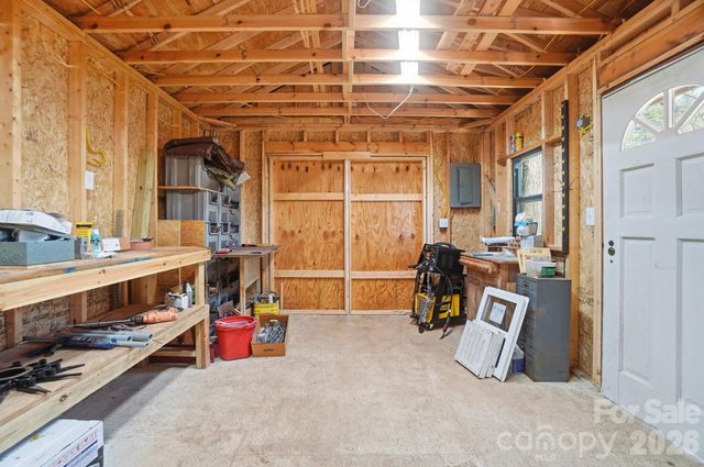 501 W Maryland Avenue, Bessemer City, NC 28016